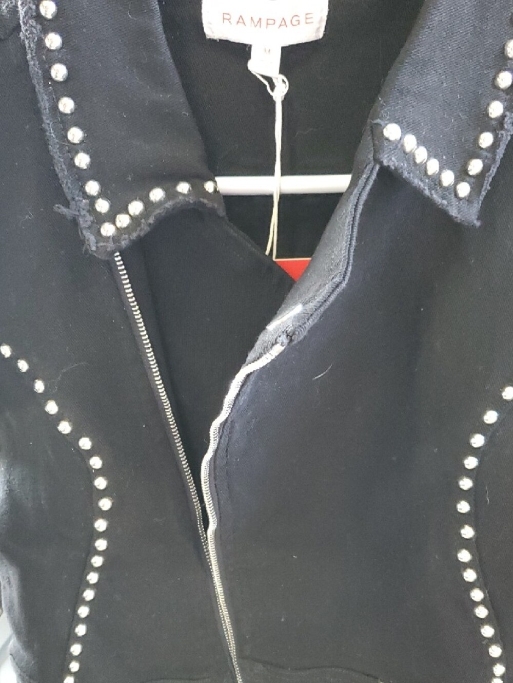 NWT RAMPAGE SIZE M WOMENS BLACK STUDDED DENIM JEAN JACKET - Picture 7 of 8